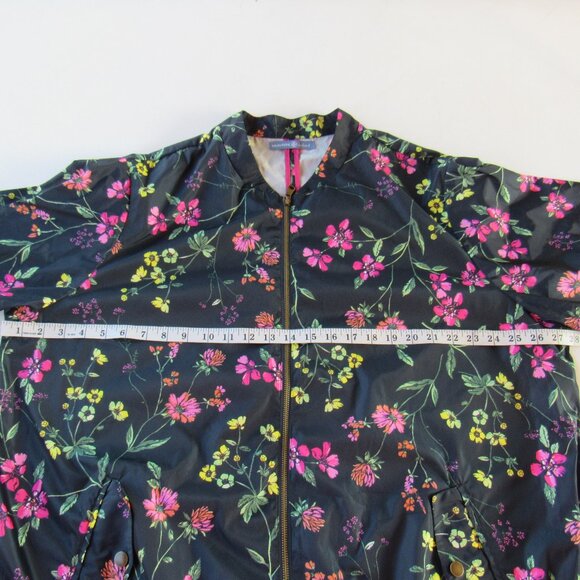 Signature Weekend Women Floral Zip Up Lightweight Windbreaker Raincoat Jacket - Picture 6 of 8